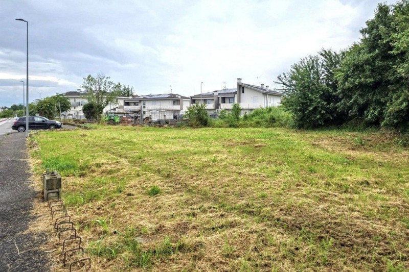 Quest’immobile viene venduto tramite asta online.

Terreno edificabile sito a Sarego (VI), locali...