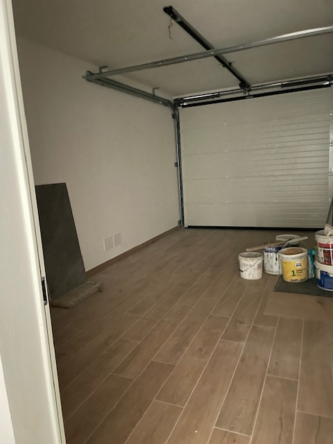 Oggi vi proponiamo una porzione di trifamiliare in centro a Sant'Angelo di Piove di Sacco, contes...