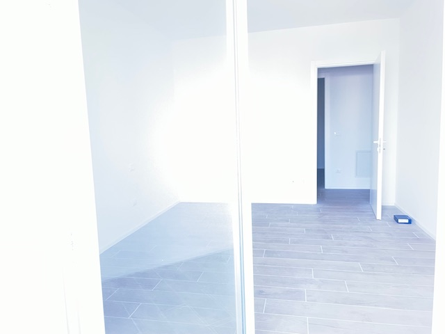 Oggi vi proponiamo una porzione di trifamiliare in centro a Sant'Angelo di Piove di Sacco, contes...