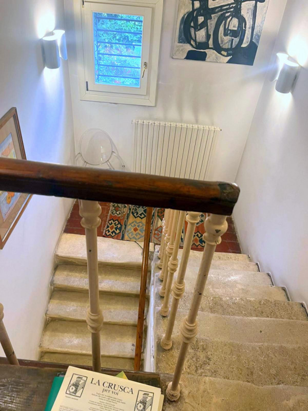 CASA SINGOLA IN CENTRO DI MESTRINO €.435.000 - rif.MG008

Scopri questa splendida casa singola in...