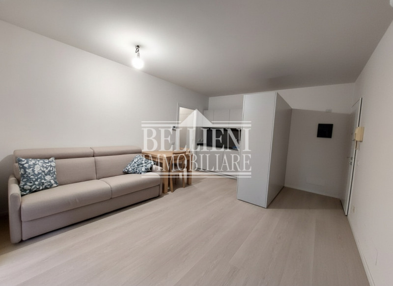 SANT'ANDREA: In contesto residenziale e in palazzo di moderna costruzione, proponiamo in affitto ...