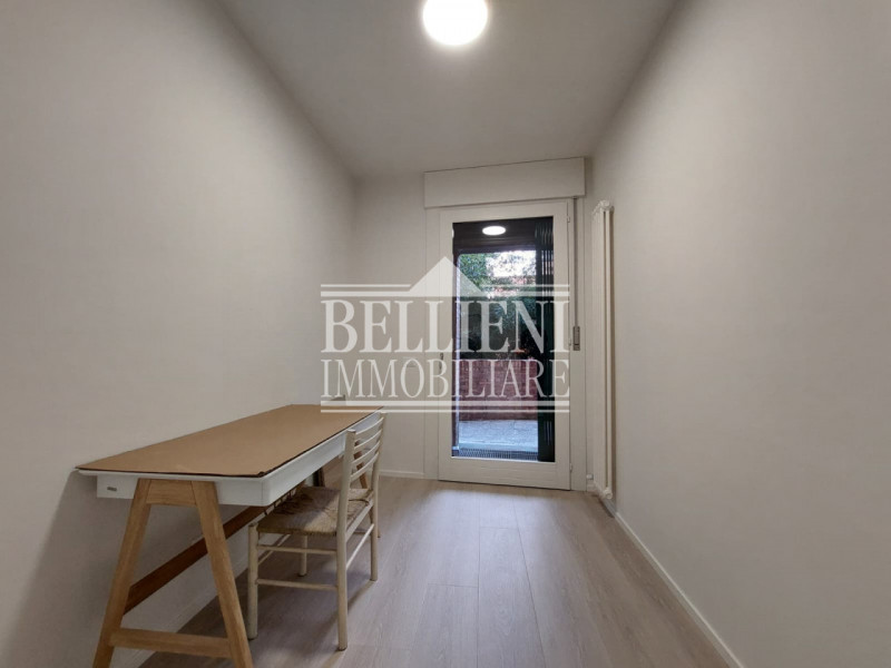 SANT'ANDREA: In contesto residenziale e in palazzo di moderna costruzione, proponiamo in affitto ...