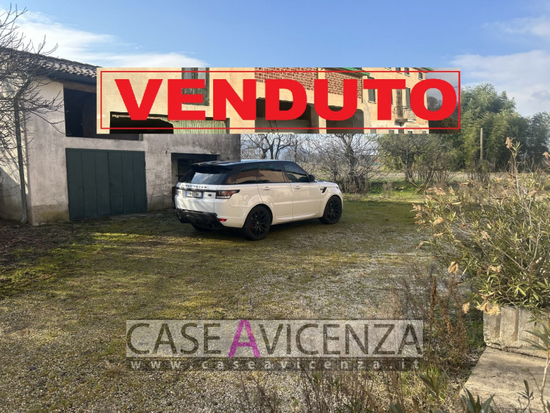 Montegalda - C.E.F.- Venite a Scoprire questa splendida casa singola terratetto situata nel cuore...