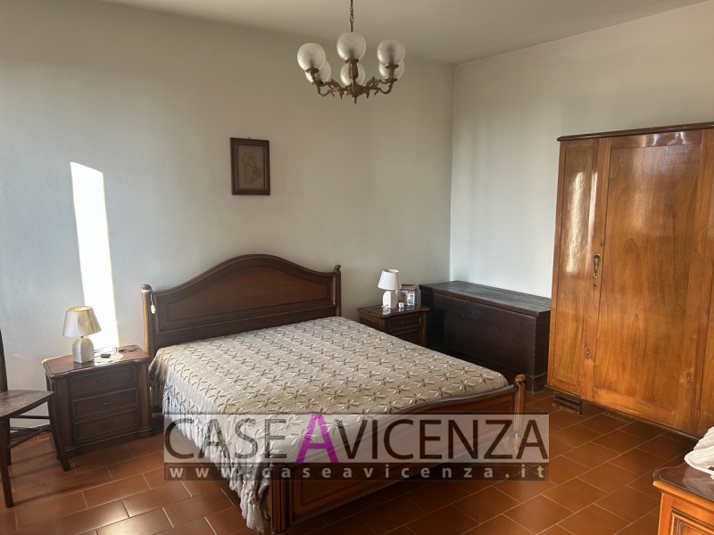 Montegalda - C.E.F.- Venite a Scoprire questa splendida casa singola terratetto situata nel cuore...