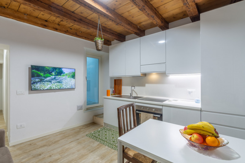 VICENZA CENTRO: in centro storico, all'interno delle mura storiche ma appena al di fuori dalla Z....