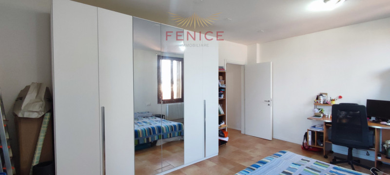 In una delle zone più strategiche e ben collegate del territorio trevigiano, dove quotidianità, s...