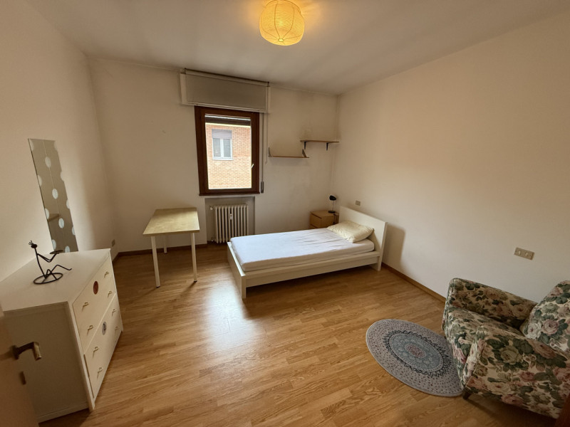 Laterale via Savonarola: Ottima posizione in zona residenziale interna e tranquilla. Contesto con...