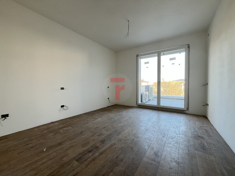 Nel cuore di Limena in posizione centralissima e comoda a tutti i servizi, proponiamo in vendita ...