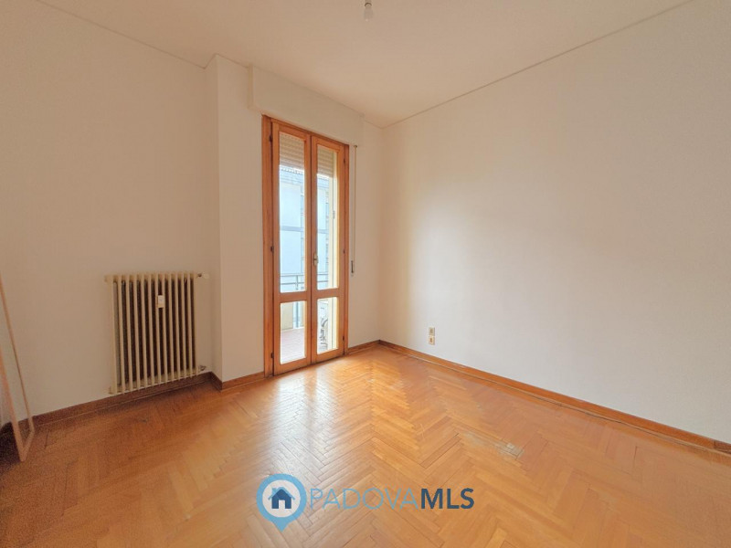 Immobile in esclusiva al Gruppo Padova MLS
In bella posizione residenziale, proponiamo appartamen...