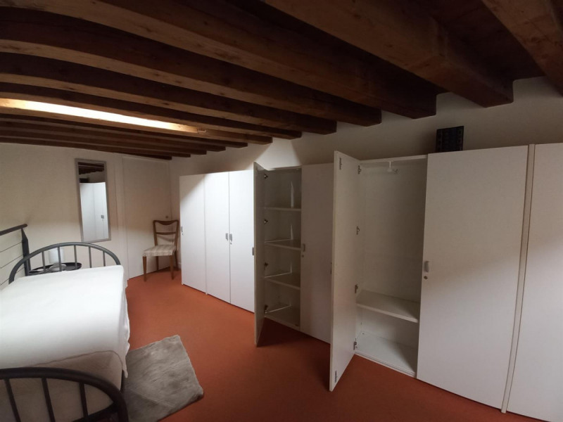 VICENZA-PORTA SANTA CROCE: APPARTAMENTO COMPLETAMENTE ARREDATO, CONTRATTO TRANSITORIO MIN 9 MAX 1...