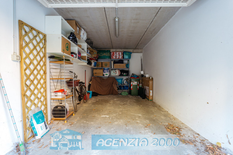 REGALATI UN BELLISSIMO APPARTAMENTO PERFETTO CURATISSIMO CON TRAVI A VISTA IN CENTRO A CONSELVE !...