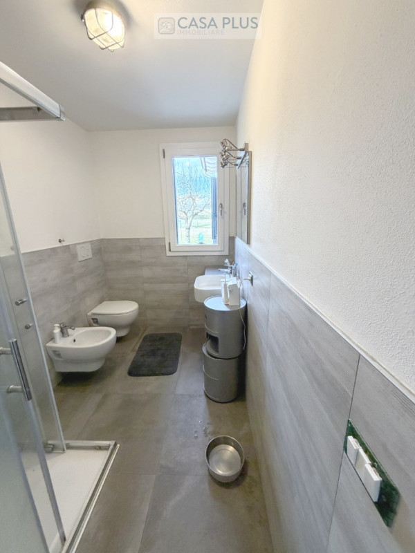 NOSTRA ESCLUSIVA- 
Moderna  casa singola di recente costruzione. 
In tranquilla zona residenziale...