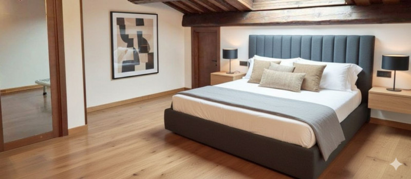 Situato a pochi passi da Porta S. Lucia, in un palazzo ristrutturato negli anni '90, proponiamo i...