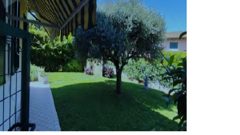 A.A. 5-252

Vendesi all'asta - appartamento al piano terra con giardino in data 10 marzo 2026

De...