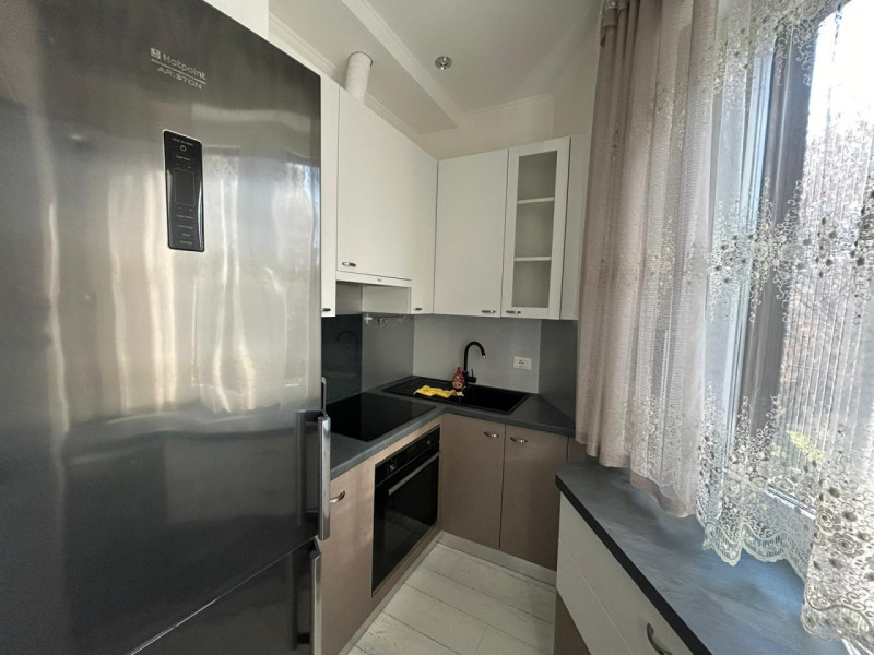 SAN BORTOLO 

Inserito in un quartiere ben abitato della città e comoda ai servizi, vicino al cen...