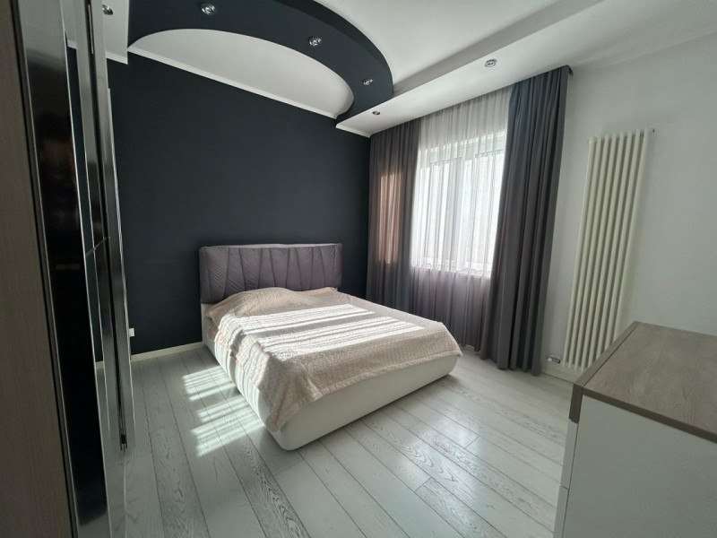 SAN BORTOLO 

Inserito in un quartiere ben abitato della città e comoda ai servizi, vicino al cen...