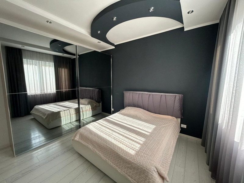 SAN BORTOLO 

Inserito in un quartiere ben abitato della città e comoda ai servizi, vicino al cen...