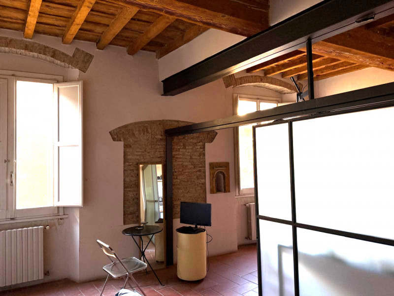 FIRENZE  zona Palazzo Pitti
Nel cuore storico di Firenze, a due passi da Palazzo Pitti e dai Giar...