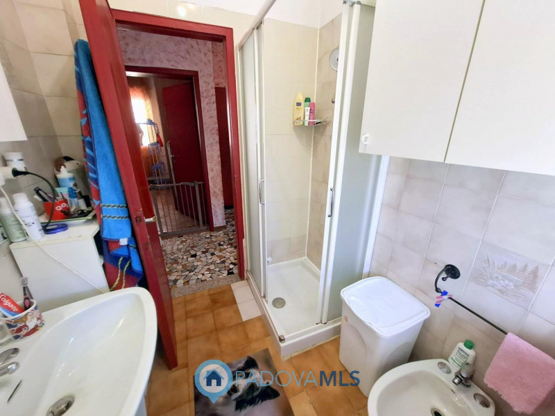 Immobile in esclusiva al Gruppo Padova MLS
PORZIONE DI BIFAMILIARE – MADONNA PELLEGRINA – ULTIMO ...