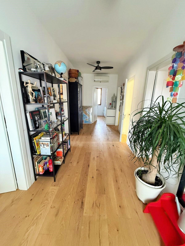 Castelfranco V.to: proponiamo in vendita una abitazione singola disposta su 2 livelli, per comple...