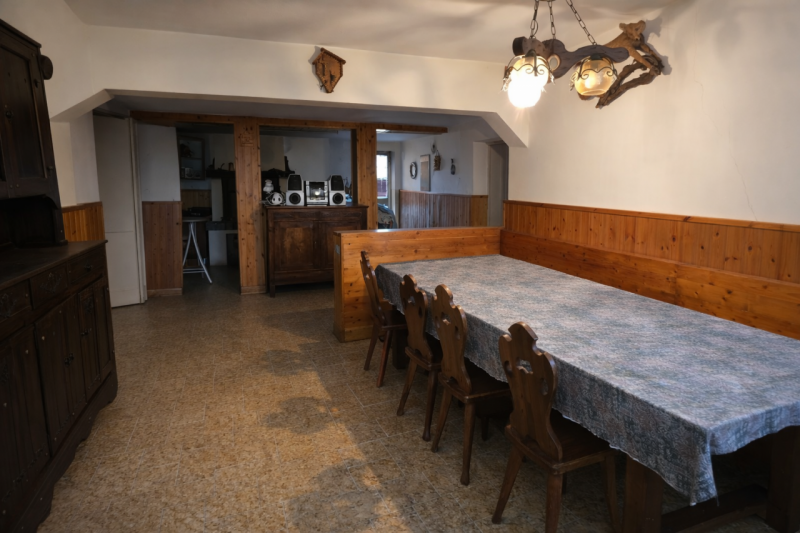 Nel cuore pulsante di Brogliano, proponiamo in vendita una splendida porzione di bifamiliare che ...