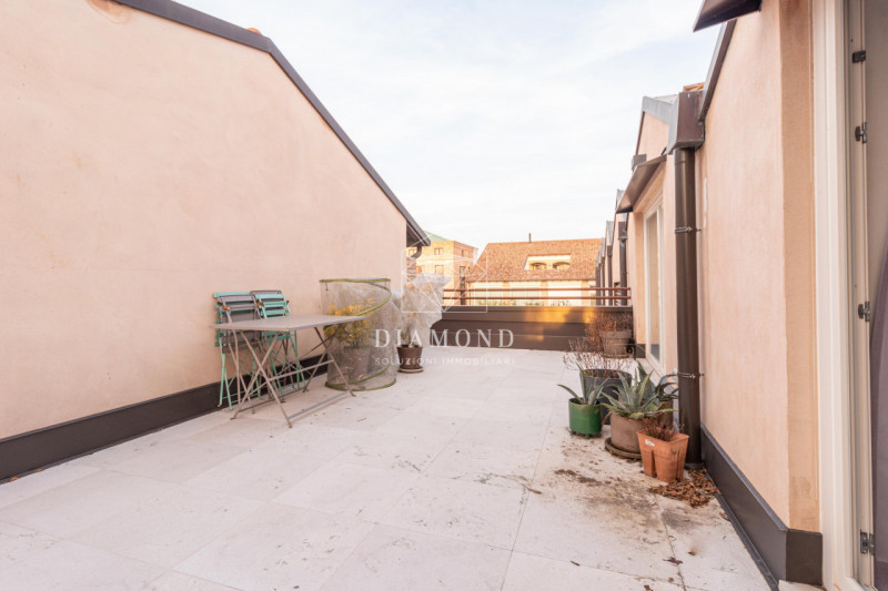 DISPONIBILE DA SUBITO.

Falzè di Trevignano: appartamento disposto su due livelli, al piano terra...