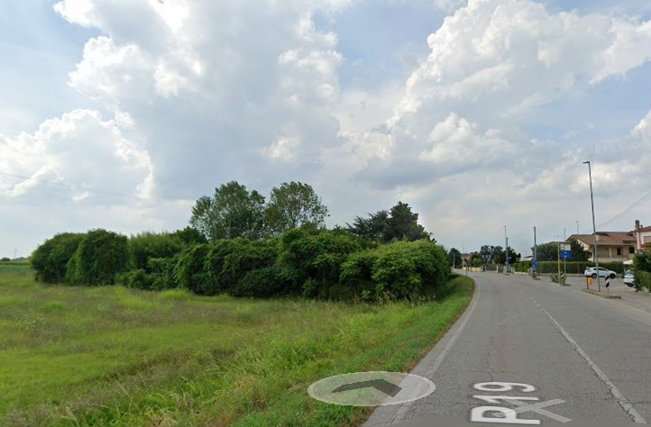 Proponiamo in vendita un interessante terreno, di circa 2.790 mq, situato nel comune di Merlara, ...