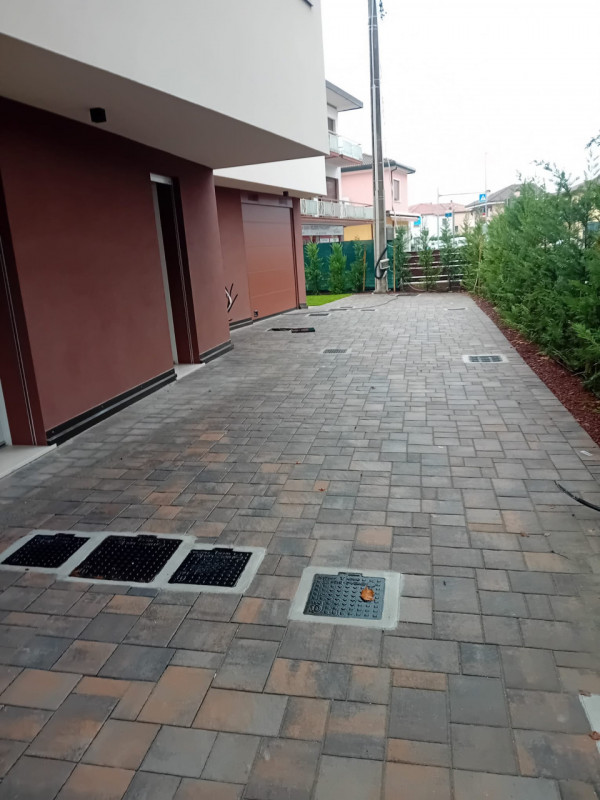 Situato nel cuore di Abano Terme, a soli cinque minuti a piedi dal vivace centro pedonale, questo...