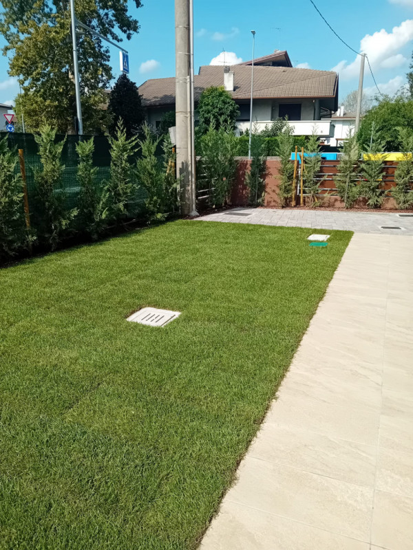 Situato nel cuore di Abano Terme, a soli cinque minuti a piedi dal vivace centro pedonale, questo...