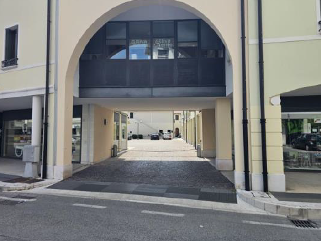 Rif. A.A.286-24

Vendita all'asta - negozio al piano terra in data 11 marzo 2026

Descrizione: tr...