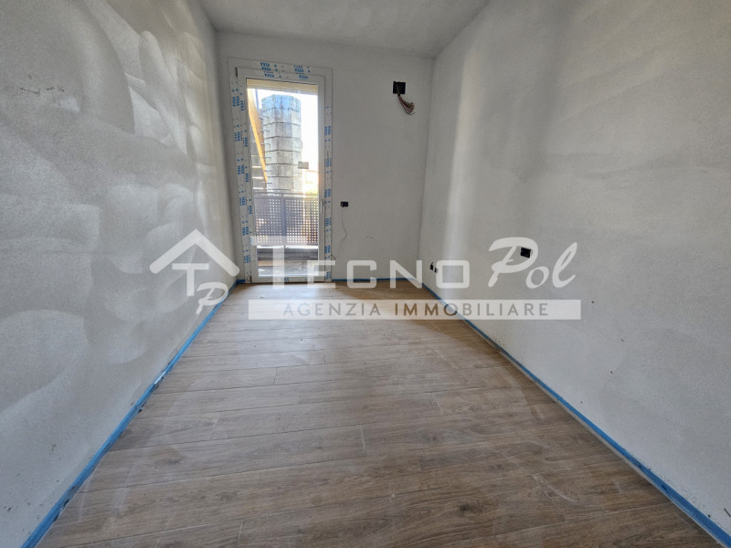 PADOVA - Pontevigodarzere, nel cuore di una zona residenziale tranquilla e ben collegata, proponi...