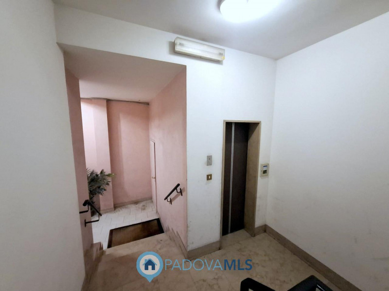 Immobile in esclusiva al Gruppo Padova MLS
PIAZZE – 2 CAMERE PER INVESTIMENTO €.265.000

Nel cuor...