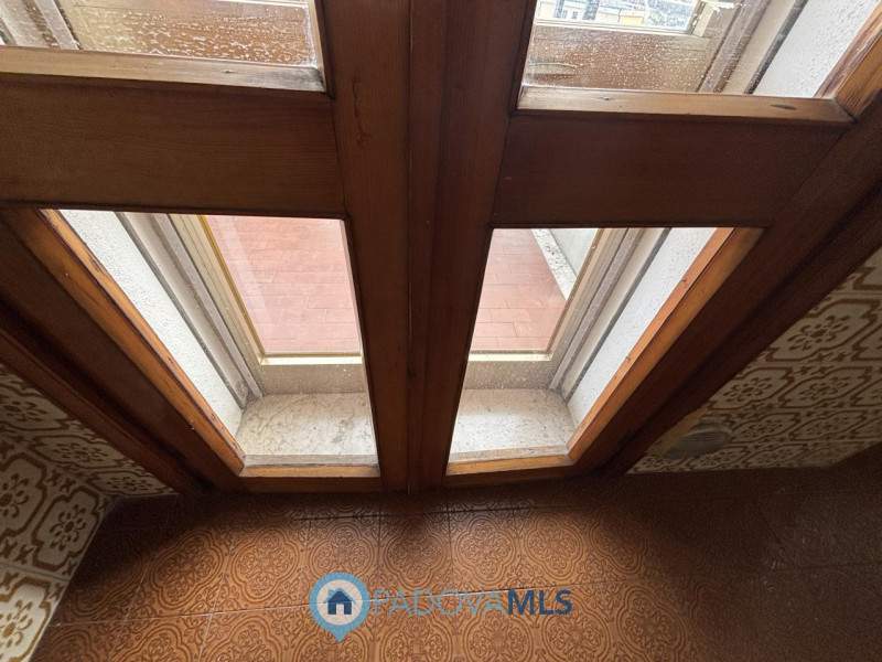 Immobile in esclusiva al Gruppo Padova MLS
In bella posizione residenziale, proponiamo appartamen...