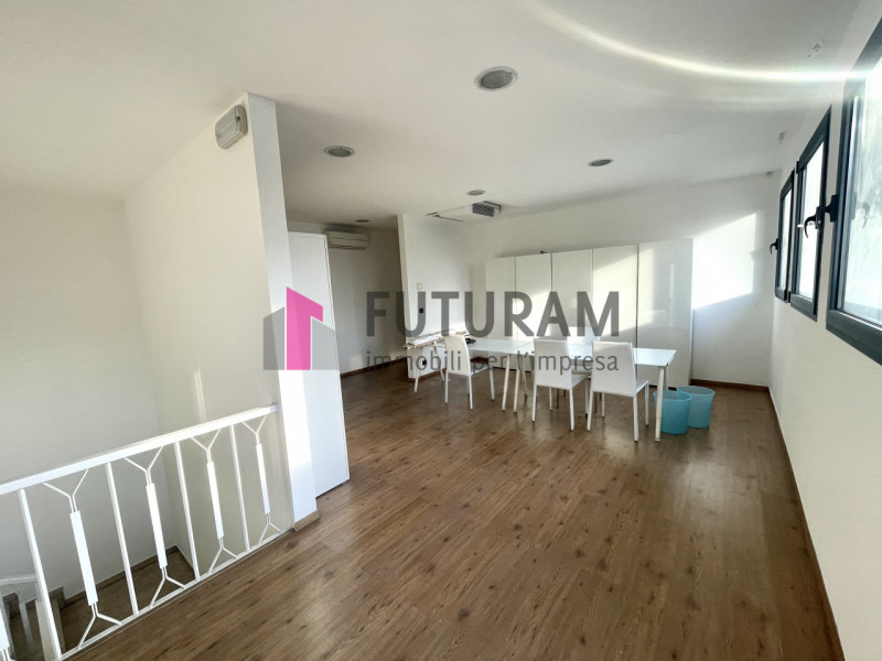 RIF: 134NM - PADOVA - PER INFO 340 335 8378 - 0444/310220

Propongo in affitto un ufficio al prim...