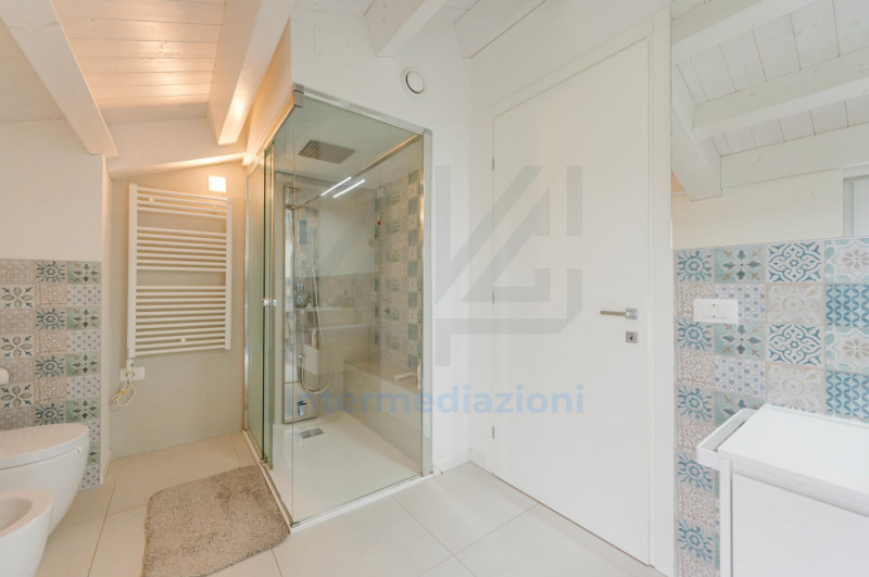 ESCLUSIVO ATTICO – PORTE DI PADOVA CITTA'

Proponiamo in vendita esclusiva, alle porte di Padova,...