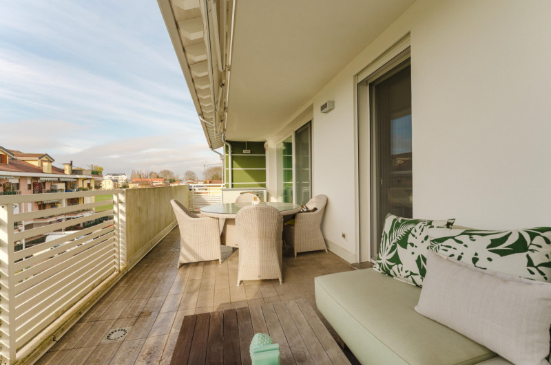 ESCLUSIVO ATTICO – PORTE DI PADOVA CITTA'

Proponiamo in vendita esclusiva, alle porte di Padova,...