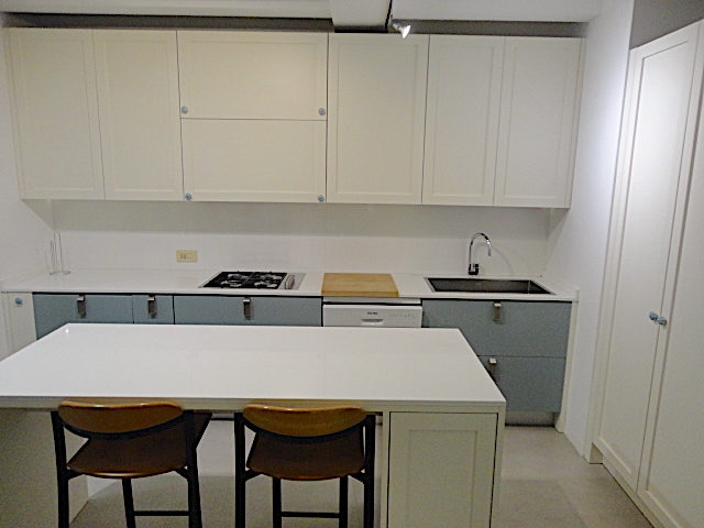 In una splendida posizione nella città, a pochi passi da Piazza dei Signori e comodo al parcheggi...