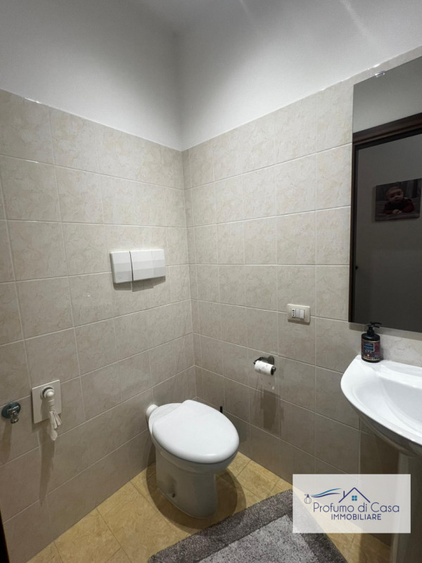 Pianiga loc. Mellaredo: In posizione strategica e comoda a tutti i principali servizi della zona,...