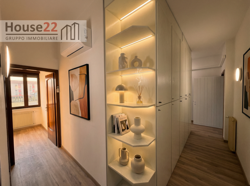 SANTA BERTILLA (Via Battaglione Stelvio 24). In tranquilla zona residenziale proponiamo, in villa...