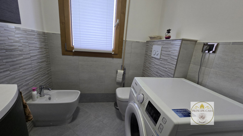 APE650 - In un contesto di poche unità proponiamo ad Este appartamento di ampie metrature situato...