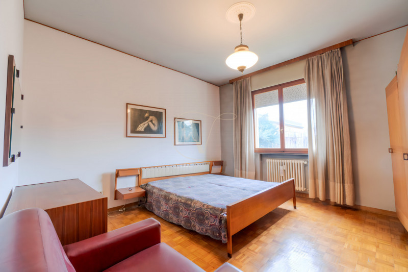 In contesto residenziale comodo ai principali servizi, proponiamo in vendita appartamento luminos...