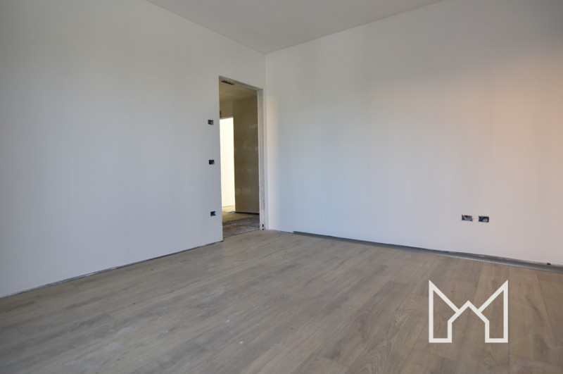 ROSSANO VENETO- Inserito in una zona residenziale di nuova realizzazione all'interno di una strad...