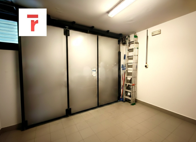 Se stai cercando uno spazio versatile e strategico per la tua attività, non perdere questa opport...