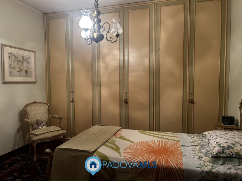 VENDITA DI UNA PORZIONE DI CASA A PADOVA, PONTE DI BRENTA

Immobile in esclusiva al Gruppo Padova...