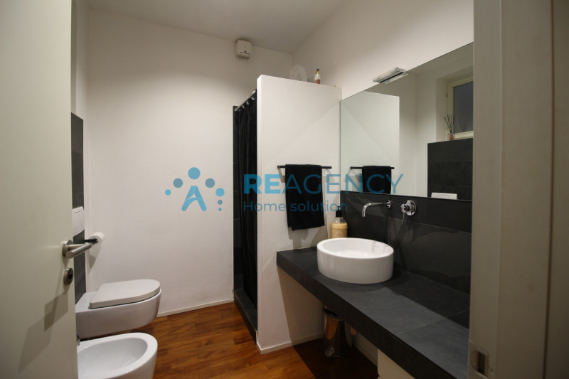 Thiene 

Sei alla ricerca di un affascinante appartamento del centro? 

Prezzo € 329.000

CHIAMAC...