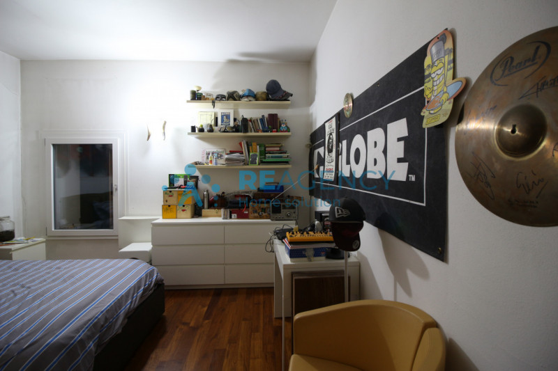 Thiene 

Sei alla ricerca di un affascinante appartamento del centro? 

Prezzo € 329.000

CHIAMAC...