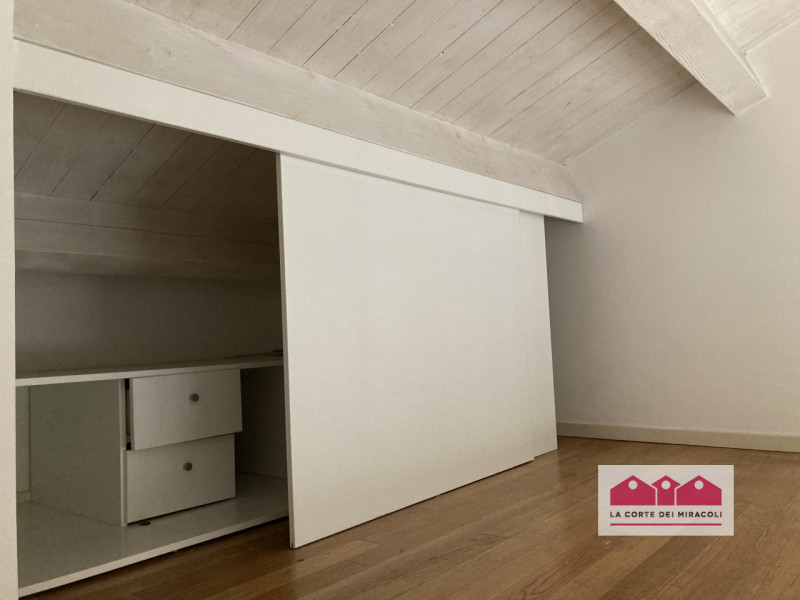 COSTABISSARA-RESIDENCE SAN VALENTINO: IN PICCOLO ED ELEGANTE CONTESTO COMPLETAMENTE RISTRUTTURATO...