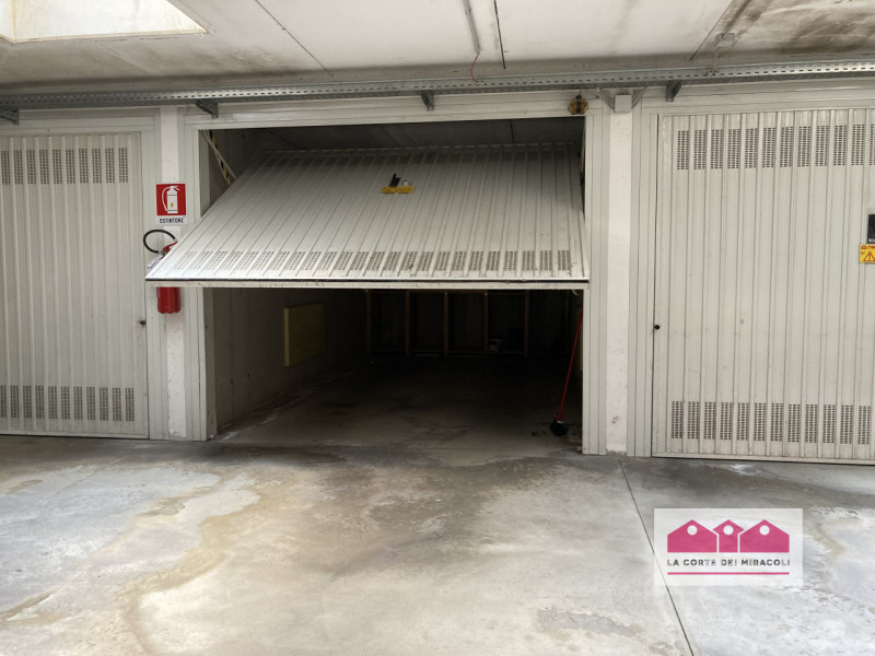 COSTABISSARA-RESIDENCE SAN VALENTINO: IN PICCOLO ED ELEGANTE CONTESTO COMPLETAMENTE RISTRUTTURATO...