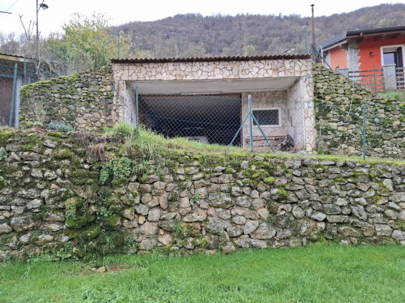 1. Qualità della vita: natura, quiete e paesaggio
Villa di Fimon è immersa nel verde dei Colli Be...