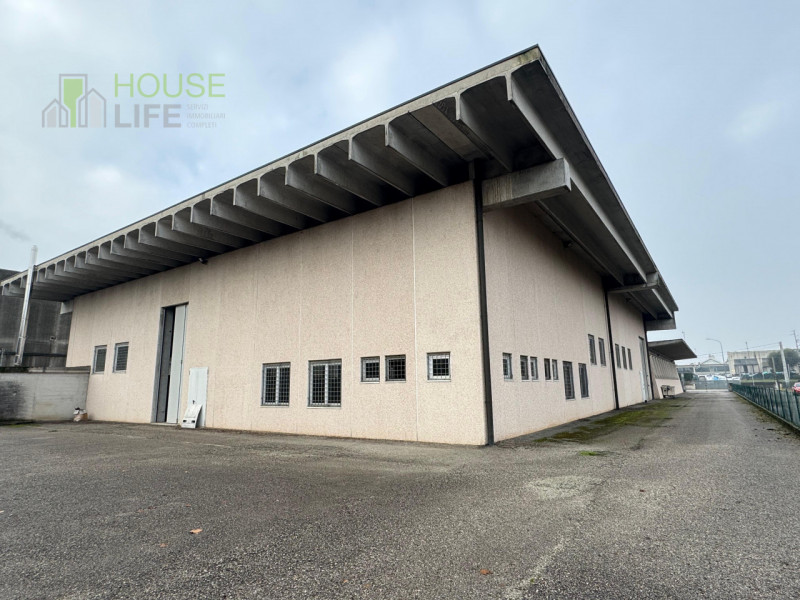 VICENZA NORD: in posizione strategica facilmente raggiungibile dalle principali vie di comunicazi...